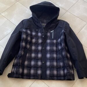 Men’s XL Pendleton Hooded Down Winter Jacket in Black Plaid